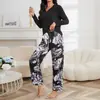 Pijama Novo Estilo para Mulheres no Outono e Inverno, Conjunto Duas Peças Calça de Manga Longa com Estampa de Plantas, Roupa de Casa Noturna Feminina