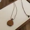 Collar Largo de Cuerda Trenzada con Colgante de Madera Color Café Geométrico para Mujer, Sencillo de Moda Tendencia Personalidad Versátil Gargantilla Cadena de Suéter