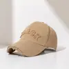 Boné de Baseball com Furos Desgastados, Oversized e Aprofundado para Circunferência Craniana Grande, Faz o Rosto Parecer Menor, Aba Larga Ampliada, Boné Estiloso Duckbill