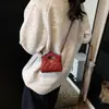 Suministro transfronterizo de bolso de cadena de diamantes estilo pequeño y fragante de princesa para niñas, nuevo bolso mini 2025, mini bolso de moda para niños