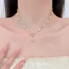 Colar com Pingente de Cristal Azul de Múltiplas Camadas Estilo Chapeuzinho Vermelho Design de Moda de Nicho Corrente para Clavícula Levemente Luxuosa Elegante