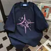 Camiseta de Manga Corta con Estampado de Letras Rombo Graffiti Verano 2026 para Hombres y Mujeres, Diseño de Nicho, Top Estilo Perezoso
