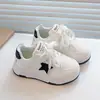 Zapatillas de estrella para niñas de 6 a 12 años, nuevo modelo de otoño para niños, zapatos blancos, zapatillas deportivas casuales antideslizantes de suela blanda para niños