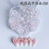 Caja de Flor de Ciruelo con Lazos de Perla, Flores de Dibujos Animados, Pedrería Mixta para Uñas, Decoraciones Brillantes para Uñas, Decoraciones Mixtas al por Mayor
