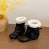 Botas femininas casuais novas para outono e inverno de 2026 com pelo e fivela, botas estilo Martin de cano baixo, botas de neve slip-on com salto grosso para mulheres