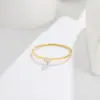 Anel de Ouro Ultrafino Simples com Zircônia para Mulheres, Moderno, Versátil, Estilo de Luxo Leve, Anel de Dedo, Sensação de Alto Padrão, Aço Titânio, Um Diamante