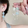 Aretes de Flores Estilo Hada para Mujer, Aretes de Diamantes de Alta Gama con Montura de Racimo, Diseño de Nicho, Exquisitos Aretes con Borlas