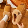 Zapatos de algodón retro para pareja de padres e hijos, pantuflas de algodón para niños, pantuflas cálidas de felpa gruesa para el hogar para niños y niñas, disponibles para venta al por mayor