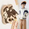 Sapatos para Meninos 2025 Nova Coleção Primavera e Outono Sapatos Macios Antiderrapantes para Crianças Sapatos Esportivos para Crianças Sapatilhas para Bebê Menino