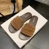 Chinelos Planos para Mulheres, Novo Estilo de Verão, Estilo Coreano, Franzidos, Versáteis, Sola Macia, Sandálias Antiderrapantes para a Praia