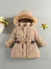 Chaqueta de algodón acolchada de longitud media para niñas, forrada de polar y engrosada, elegante y moderna, abrigo de algodón de moda con diseño de estrellas, especial de exportación de invierno