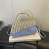 Bolsa transversal de PU patchwork, transfronteiriça, de alta qualidade, grande capacidade, nova tendência 2026, leve e luxuosa, adequada para o trajeto e trabalho, pode ser carregada como bolsa de mão ou bolsa de ombro