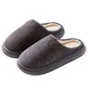 Novas Pantufas de Algodão com Solado Grosso 2026 para Homens e Mulheres, Outono e Inverno, para Interior, Antiderrapantes, Populares, Quentes, Espessadas, Forradas com Lã, Sapatos de Pelúcia