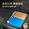 Estuche Delgado para Cigarrillos para 20 Cigarrillos, Ultra-Delgado Portátil para Hombre, Automático Pop-Up, Resistente a la Humedad, Aleación de Aluminio Grabada, Estuche de Cigarrillos de Gama Alta