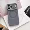 Se transforma instantáneamente en una funda de teléfono de 17 ventiladores adecuada para Apple 17PROMAX, color sólido de moda, compatible con 16/15/11/13 con agujeros grandes