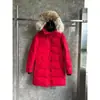 Jaqueta de Penas de Ganso Grande de Inverno 3802L Jaqueta de Alto Padrão Feminina 15 Parka de Comprimento Médio Estilo Canadense Igual