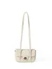 Bolso pequeño cuadrado de diseño de tapa abatible estilo coreano para mujer, nuevo estilo inspirado en Chanel, de alta gama y elegante, bolso de mano y bolso cruzado versátil