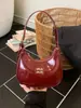 Bolsa de Ombro de Couro Patente Transfronteiriça Atacado para Mulheres 2026 Nova Tendência Estilosa Ins Bolsa de Ombro Elegante para o Dia a Dia Bolsa Transversal
