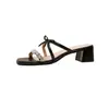 Sandalias de tacón de aguja con punta cuadrada y pedrería estilo francés para mujer, nuevo modelo primavera-verano 2026, tacones altos cruzados sexys y elegantes de estilo francés