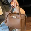Bolso Nuevo de Patrón Lichi de Nicho 2026 para Mujer, Bolso Cubo Casual Simple, Bolso de Hombro Cruzado Versátil para el Trabajo