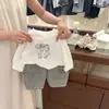 Conjunto informal de dos piezas para niñas, estilo suave: top con lazo tridimensional y pantalones casuales de pierna ancha a rayas ropa infantil