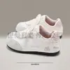 Moda Casual de Malha para Treinamento Alemão, Sapatos Fofos Estilo Cartoon Feminino para Comércio Transfronteiriço - Coleção Primavera/Verão 2026