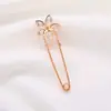 Calças Cintura Artefato Cintura Pin Anti-luz Broche High-end Corpete Pin Jóias Pérola Broche Fivela para Mulheres