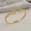 Nuevo Pulsera Romántica de Doble Corazón de Circonita, Diseño de Nicho a la Moda, Exquisito Accesorio Temático de Amor para el Viaje Diario y Uso Versátil