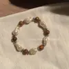 Campanula de Floração Noturna "Penhasco Branco" Pulseira de Contas de Madeira Imitando Pérola Barroca, Suave e Elegante, Joia de Nicho e Versátil