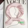 Pañuelo cuadrado de satén de seda sintética de color liso de 70 cm para mujer, primavera y otoño, elegante y simple, bufanda de cuello versátil, pañuelo para la cabeza decorativo