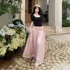 Traje de falda casual estilo coreano para mujeres petite, top de manga corta súper elegante y falda larga plisada, un atuendo completo de verano