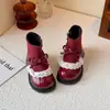 Botas Forradas com Pelúcia para Meninas 2026 Outono/Inverno Novas Botas de Moda para Meninas Botas de Couro Fashion Versáteis Sapatos de Princesa Botas Curtas Infantis
