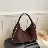 Bolso de Hombro Retro de Moda Estilo Nuevo Color Sólido Tendencia Gran Capacidad Casual Bolso de Mano Remachado Simple para el Día a Día