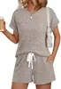 Conjunto Casual Popular de Verano de Amazon para Mujer: Top de manga corta con textura acanalada + Pantalones cortos con cordón, Cómodo conjunto de dos piezas para casa