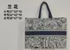 Bolsa no tejida de color spot recubierta con prensado en caliente bolsa de regalo publicitaria bolsa de compras de ropa no tejida portátil impresión de logotipo