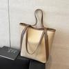 Bolso tipo cubo con un toque de alta gama para mujer, Nuevo 2026 Vintage de Gran Capacidad Simple Casual, Bolso Tote para el Trabajo, Bolso de Hombro