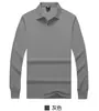 Camisa polo de manga larga, hecha de algodón piqué, con un diseño de color liso, adecuada para primavera y otoño, una camisa de trabajo business casual, y se puede personalizar con estampado de logo para venta al por mayor