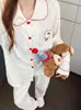 Pijama de Mujer Nuevo Estilo Algodón Nube Cuello de Muñeco, Manga Larga y Pantalones, Conjunto de Ropa de Casa Delgado Dulce con Estampado de Dibujos Animados, Venta al Por Mayor Transfronteriza