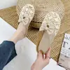 Zapatillas de Malla Hueca con Encaje, Planas, Perezosas, Slip-On, para Uso en Exteriores, Nuevas de Verano 2025 con Lazo