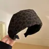 Faixa de Cabeça Estampa Leopardo Retrô Feminina Borda Larga Cobertura da Linha do Cabelo Faixa de Cabeça Fashion Individual Alta Qualidade Prendedor de Cabelo Presilhas de Cabelo Acessórios para Cabelo
