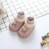 Meias de chão para bebês, para meninos e meninas, sapatos e meias para andar em casa, meias curtas com boneco tridimensional de desenho animado, meias antiderrapantes com sola macia