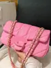 Bolsas Textura Fashionável Bolsa de Axila Feminina Tendência 2025 Nova Bolsa de Ombro com Corrente Europeia e Americana Luxo Acessível Versátil Bolsa Transversal