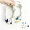 Accesorios para zapatos Croc, piezas para armar tú mismo, flores metálicas tridimensionales de lujo ligero con diamantes y perlas, hebillas de zapato desmontables, decoración de superficie de zapato