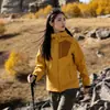 Chaqueta de esquí para exteriores de una sola capa a prueba de viento e impermeable estilo Pelliot para mujer, ropa de trabajo transpirable, chaqueta personalizada para hombre