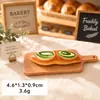 Brinquedo de Comida em Miniatura Simulada Saco de Pão com Água Alcalina Baguete Europeia Creme de Confeitar Acessórios DIY Boneca de Bolo Casa de Bonecas Decoração de Mesa