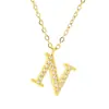 Comercio exterior transfronterizo popular collar de 26 letras colgante de acero de titanio moda europea y americana cadena de clavícula simple venta al por mayor de joyería de fábrica