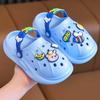 Sapatos de Caverna Infantil Meninos Verão Novo Desenho Animado Fofo Interior Eva Sola Macia Sandálias de Dedo Infantil Médio e Grande