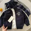 Conjunto de Sudadera para Niños, Estilo Otoño 2026, Pantalones de Chándal con Letras para Bebés, Conjunto de Dos Piezas de Chaqueta para Bebé Estilo Coreano, Moderno y Elegante