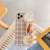 Para Capa de Celular Apple 16promax iPhone15 Outono e Inverno 14 Pelúcia Xadrez Fivela 13 Japonês e Coreano 12 Mulheres