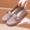 Nuevos Zapatos de Madre de Suela Blanda para Personas de Mediana Edad y Mayores, Transpirables de Verano, Antideslizantes, con Agujeros Calados, Sandalias, Zapatos de Cuero para Personas Mayores